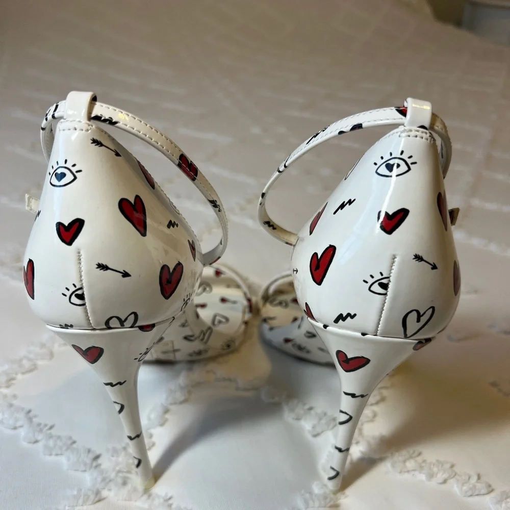 ALDO Brandii Milk Kiss Limited Edition Red Heart Heels SIZE 7.5 - Picture 4 of 15